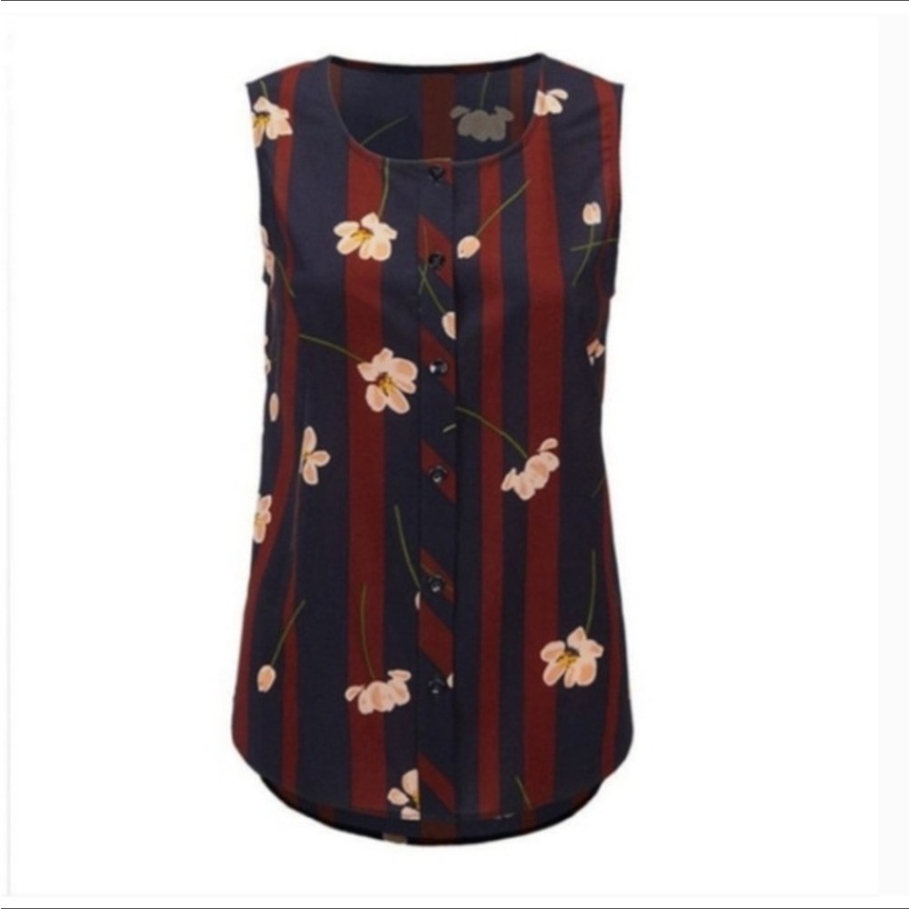 Cabi XS Scroll Top, Sleeveless Scoop Neck Blouse. Style 3600